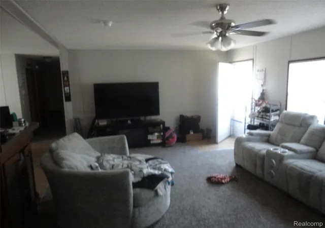 Photo 4 of Single family home for sale at 955 Cameron Cir, Monroe, MI 48161 | MLS# 20261028485 | Listing updated on 2026-07-06