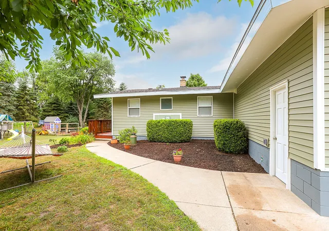 1st image of 2640 67th St, South Haven, MI 49090 | MLS# 69026018003