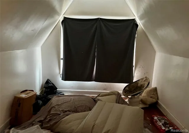 Photo 4 of Single family home for sale at 13350 Tacoma St, Detroit, MI 48205 | MLS# 20261028586 | Listing updated on 2026-07-06