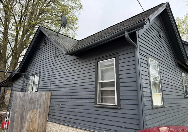 Homes for sale in Lapeer City Lapeer, MI | 1138 W Oregon St, Lapeer City Lapeer, MI 48446 | MLS# 20261028590