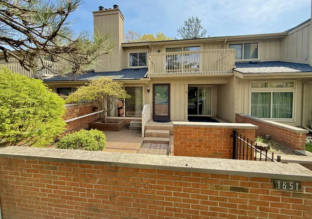 Photo 1 of Sale Pending at 1651 S Hill Blvd, Bloomfield Hills, MI 48304 | MLS# 81026018133 | Listing updated on 2026-08-17