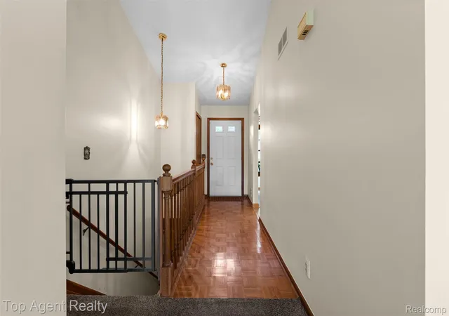 Listing Photo 4 - Condo for sale in building located at 42618 Cassin Wy, Clinton Township, MI 48038
