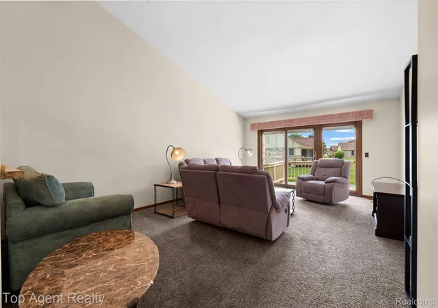 Listing Photo 5 - Condo for sale in building located at 42618 Cassin Wy, Clinton Township, MI 48038
