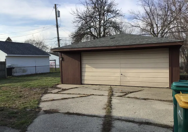Homes for sale in Romulus, MI | 9458 Chamberlain St, Romulus, MI 48174 | MLS# 81026018181
