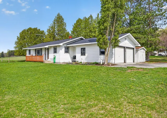 Photo 2 of Single family home for sale at 4079 Wild Turkey Trl, Richmond Township Osceola, MI 49677 | MLS# 72026018218 | Listing updated on 2026-08-26
