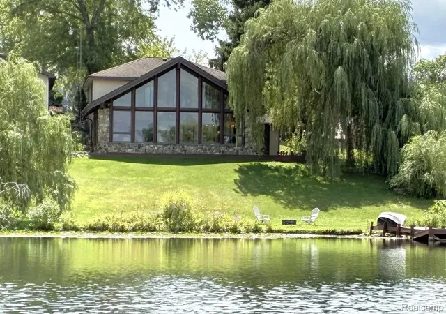 2nd image of 16280 Softwater Lake Dr, Linden, MI 48451 | MLS# 20261028981