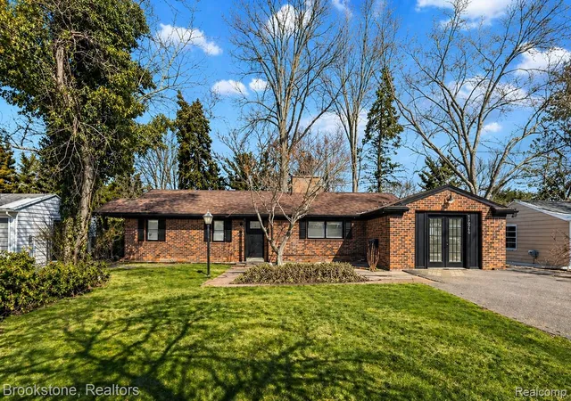 Homes for sale in Beverly Hills Village Oakland, MI | 16046 W 13 Mile Rd, Beverly Hills Village Oakland, MI 48025 | MLS# 20261028991