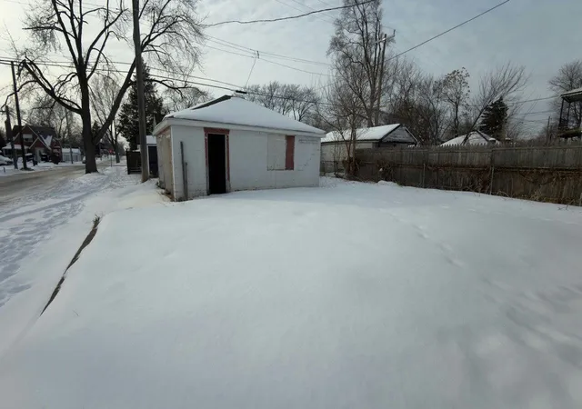 Homes for sale in Detroit, MI | 19303 Fairport St, Detroit, MI 48205 | MLS# 81026018276