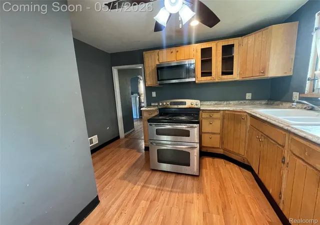 Homes for sale in Detroit, MI | 10731 Roxbury St, Detroit, MI 48224 | MLS# 20261029112