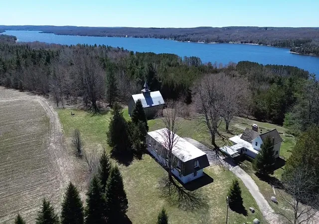 Photo 1 of Single family home for sale at 8952 Ridge Rd, East Jordan, MI 49727 | MLS# 78080067432 | Listing updated on 2026-06-04