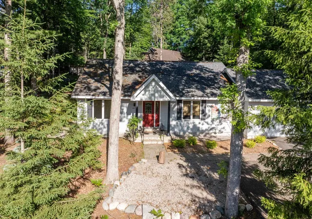 Photo 1 of Single family home for sale at 4473 Paper Birch Ln, Traverse City, MI 49686 | MLS# 78080067438 | Listing updated on 2026-09-07