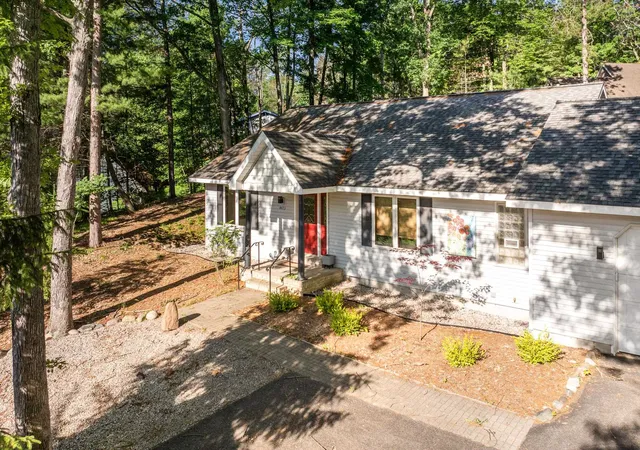 Photo 2 of Single family home for sale at 4473 Paper Birch Ln, Traverse City, MI 49686 | MLS# 78080067438 | Listing updated on 2026-09-07