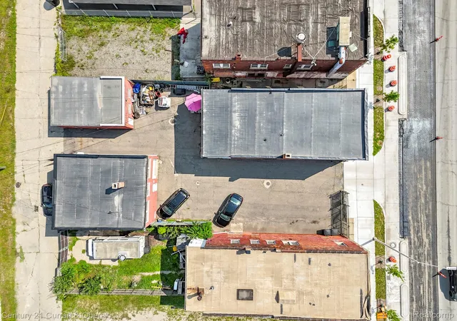 2nd image of 6632 W Fort St, Detroit, MI 48209