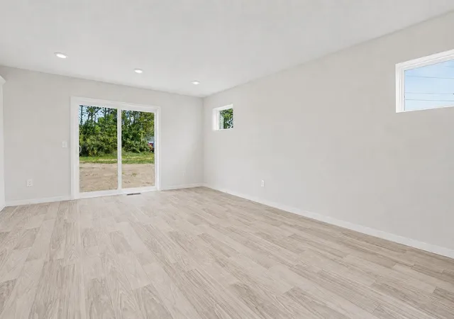 Photo 4 of Single family home for sale at 58370 Swenson St, Mattawan Village Van Buren, MI 49071 | MLS# 66026018363 | Listing updated on 2026-09-11