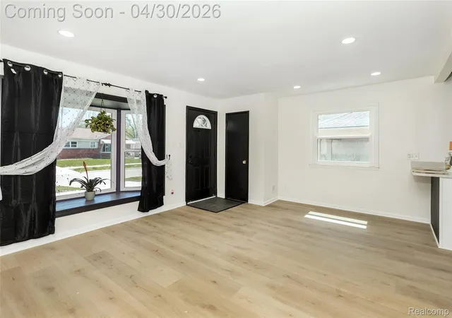 2nd image of 514 Greenwood St, Inkster, MI 48141 | MLS# 20261029249