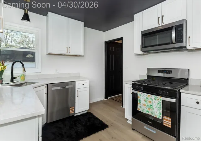 5th image of 514 Greenwood St, Inkster, MI 48141 | MLS# 20261029249