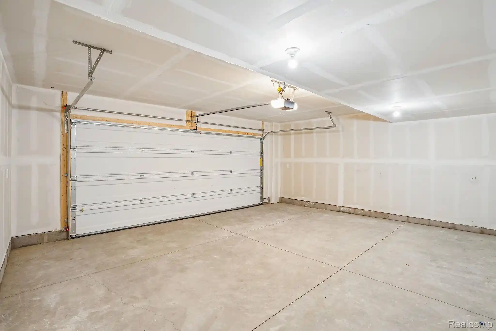 Listing Photo 29 - Condo for sale in 25429 Orwell St located at 25429 Orwell St, Novi, MI 48375 - Unit 25429 Orwell St