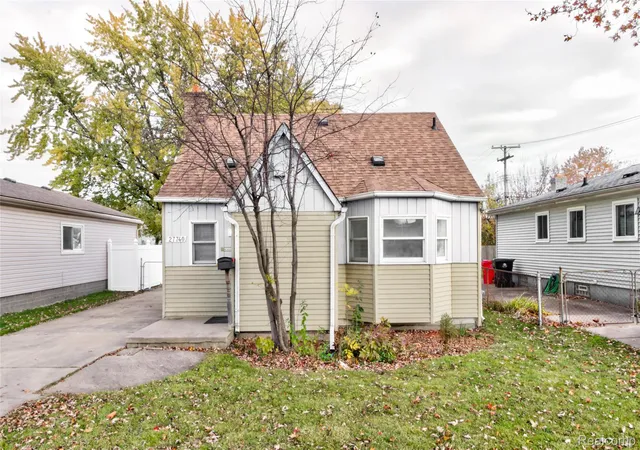Photo 1 of Sale Pending at 27740 Bohnhoff St, Roseville, MI 48066 | MLS# 20261029468 | Listing updated on 2026-09-09