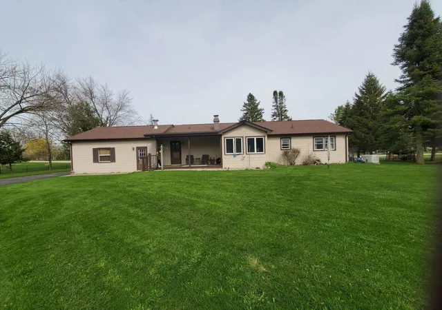 3rd image of 4028 Stark Dr, West Branch, MI 48661 | MLS# 77080067470