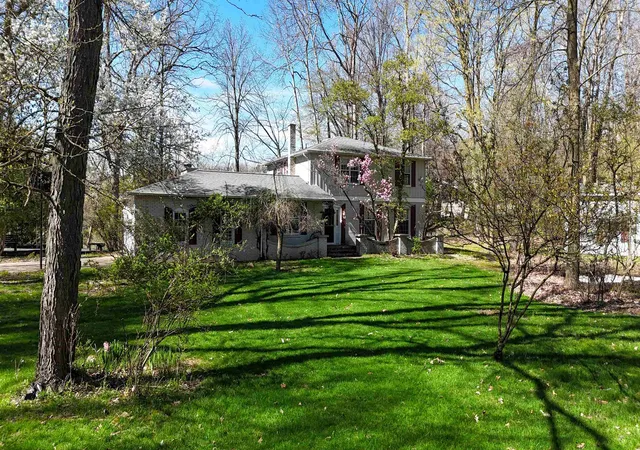 3rd image of 620 West Ct, Mount Pleasant, MI 48858 | MLS# 79080067471