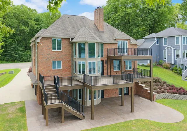 Photo 3 of Single family home for sale at 10436 Kings Point Dr, Three Rivers, MI 49093 | MLS# 69026018534 | Listing updated on 2026-09-28