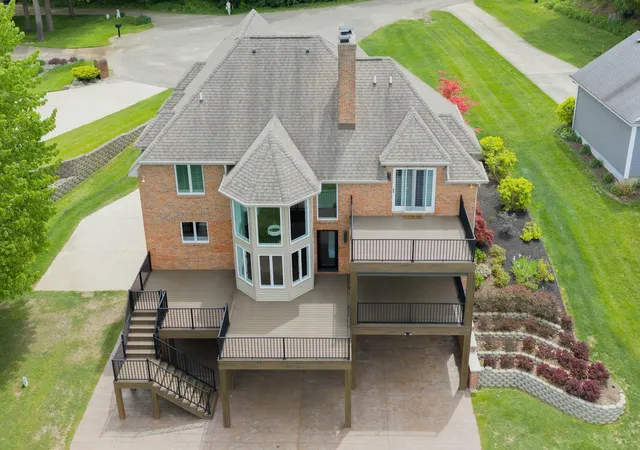 Photo 3 of Single family home for sale at 10436 Kings Point Dr, Three Rivers, MI 49093 | MLS# 69026018534 | Listing updated on 2026-09-28