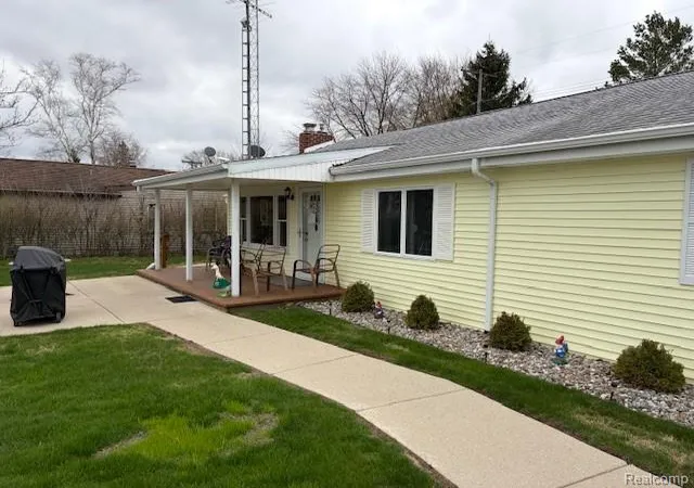 Photo 4 of Single family home for sale at 2904 N Lakeshore Rd, Port Hope, MI 48468 | MLS# 20261029621 | Listing updated on 2026-07-05