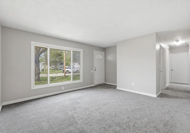 Photo 3 of Single family home for sale at 29177 Rosewood St, Inkster, MI 48141 | MLS# 81026018607 | Listing updated on 2026-08-26
