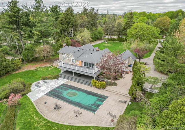 Photo 3 of Single family home for sale at 2085 Quarton Rd, Bloomfield Hills, MI 48301 | MLS# 20261029680 | Listing updated on 2026-08-18