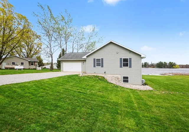 4th image of 3520 W Lake Dr, Sears, MI 49679 | MLS# 72026018644