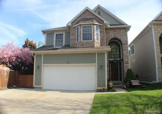 Photo 2 of Single family home for sale at 53 Highland Ave, Clawson, MI 48017 | MLS# 20261029782 | Listing updated on 2026-07-07