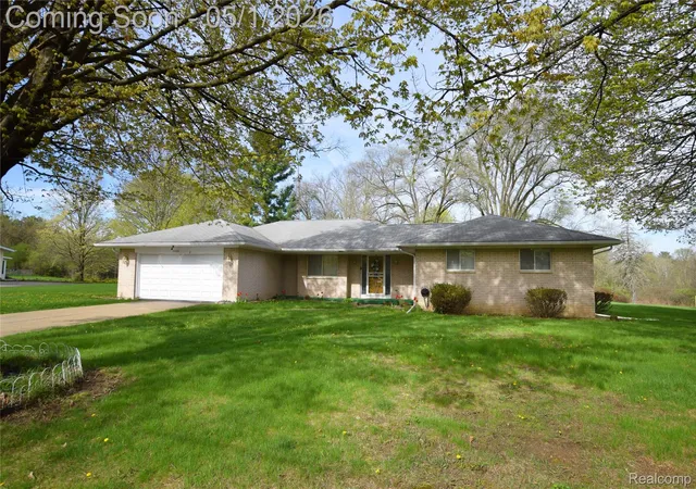 Photo 1 of Single family home for sale at 1455 Sun Ter Dr, Flint, MI 48532 | MLS# 20261029796 | Listing updated on 2026-07-27