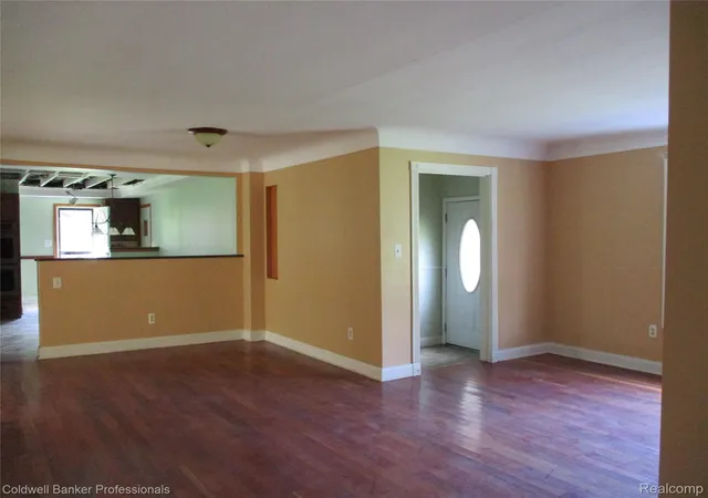 5th image of 28251 Wildwood Trl, Farmington Hills, MI 48336 | MLS# 20261029800