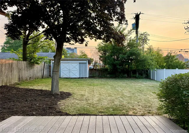 Photo 3 of Single family home for sale at 415 Taylor Ave, Rochester, MI 48307 | MLS# 20261029836 | Listing updated on 2026-08-31