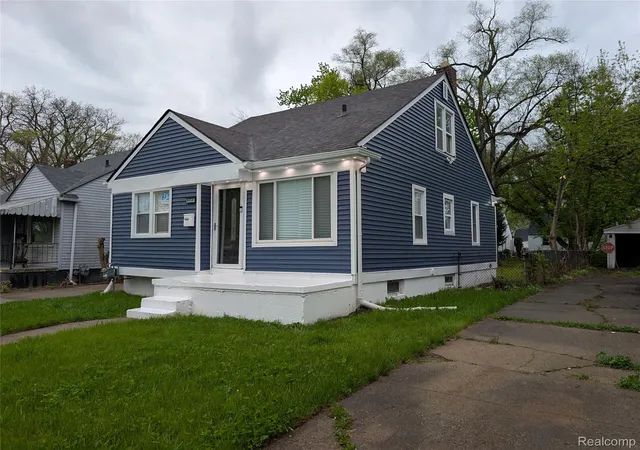 2nd image of 8459 Pierson St, Detroit, MI 48228 | MLS# 20261029859