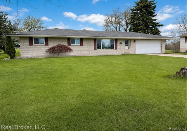 Homes for sale in Frankenmuth, MI | 3412 S Reese Rd, Frankenmuth, MI 48734 | MLS# 20261029878