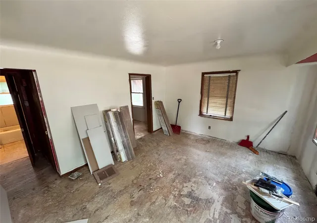 Photo 3 of Single family home for sale at 2426 Missouri Ave, Flint, MI 48506 | MLS# 20261029892 | Listing updated on 2026-09-28