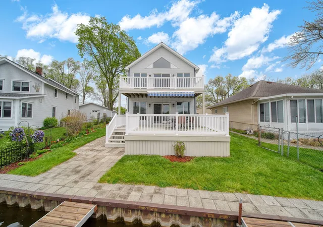 Photo 2 of Single family home for sale at 217 N Lakeside Dr, Michigan Center, MI 49254 | MLS# 55026018777 | Listing updated on 2026-07-26