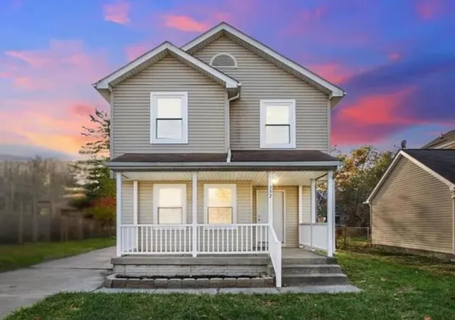 Photo 1 of Single family home for sale at 557 Kitchener St, Detroit, MI 48215 | MLS# 81026018790 | Listing updated on 2026-06-22