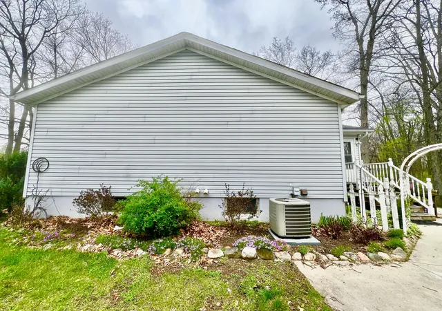 Homes for sale in Jerome, MI | 8056 Sawdey Rd, Jerome, MI 49249 | MLS# 62026018888
