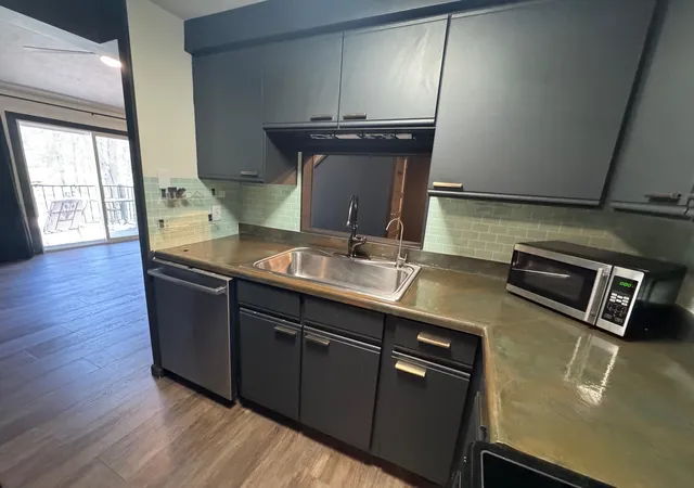 Photo 4 of Condo for sale at 4250 Mitchell Crk Dr, Traverse City, MI 49686 | MLS# 78080067562 | Listing updated on 2026-06-20