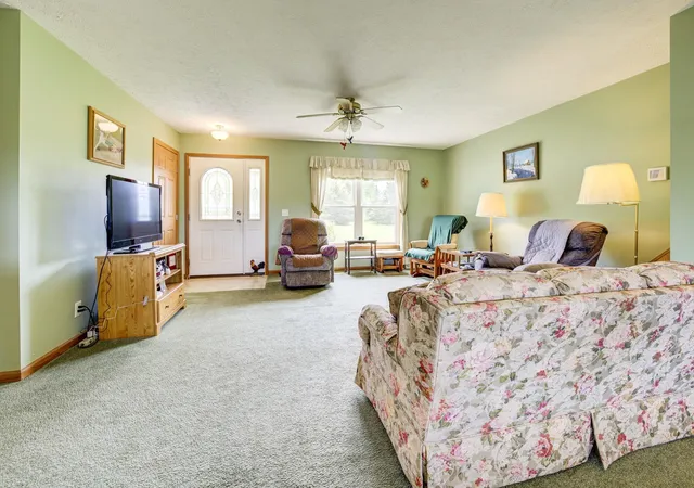 Photo 4 of Single family home for sale at 7684 Honey Holw Rd, Bellaire, MI 49615 | MLS# 78080067569 | Listing updated on 2026-09-19