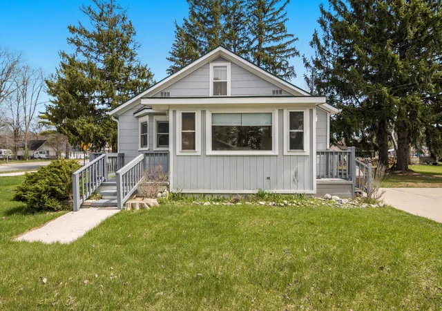 25th image of 602 E Cayuga St, Bellaire, MI 49615 | MLS# 78080067571