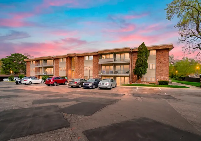 36th image of 742 W Kilgore Rd #307, Kalamazoo, MI 49008 | MLS# 66026018952