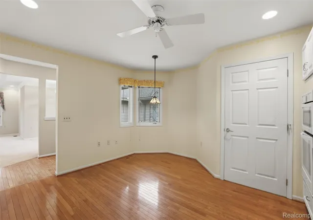 5th image of 21400 Magnolia Ct, Farmington Hills, MI 48336 | MLS# 20261030182