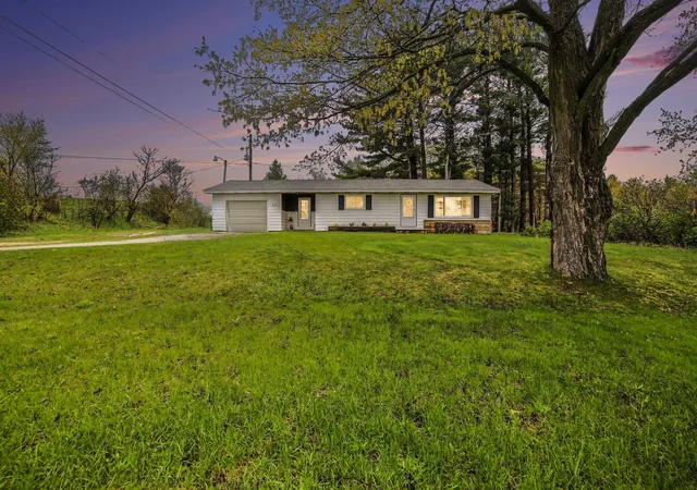 1st image of 24 E Polk Rd, Hart, MI 49420 | MLS# 67026019085