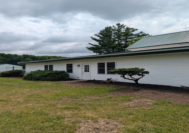 4th image of 950 W 40Th St, Fremont, MI 49412 | MLS# 65026019090
