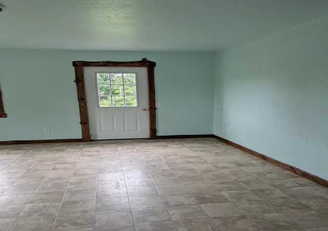 87th image of 950 W 40th St, Fremont, MI 49412 | MLS# 65026019090