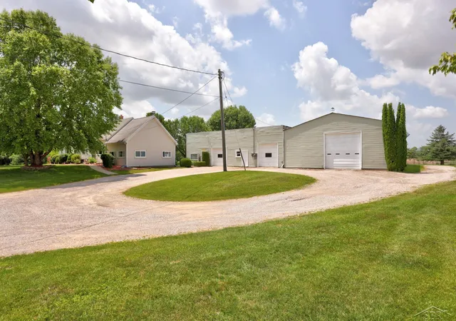 1st image of 7165 Hospital Rd, Freeland, MI 48623 | MLS# 61050206015
