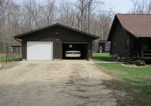 Photo 3 of Single family home for sale at 456 E Baroda Dr, West Branch, MI 48661 | MLS# 77080067611 | Listing updated on 2026-05-28